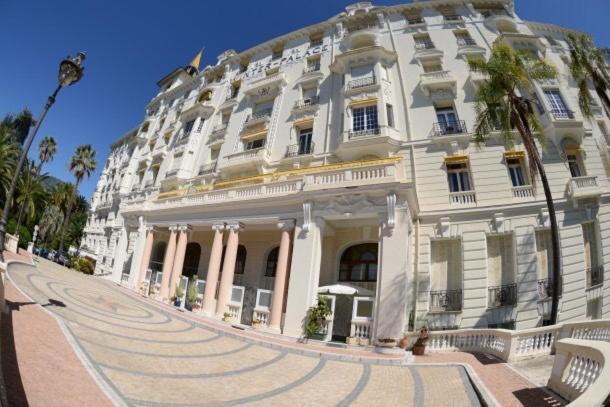 Beautiful Apartment In Menton Winter Palace With Super Terrace And Wonderful View エクステリア 写真